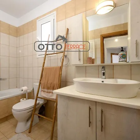 Otto Terrace 빌라 Kompítsion